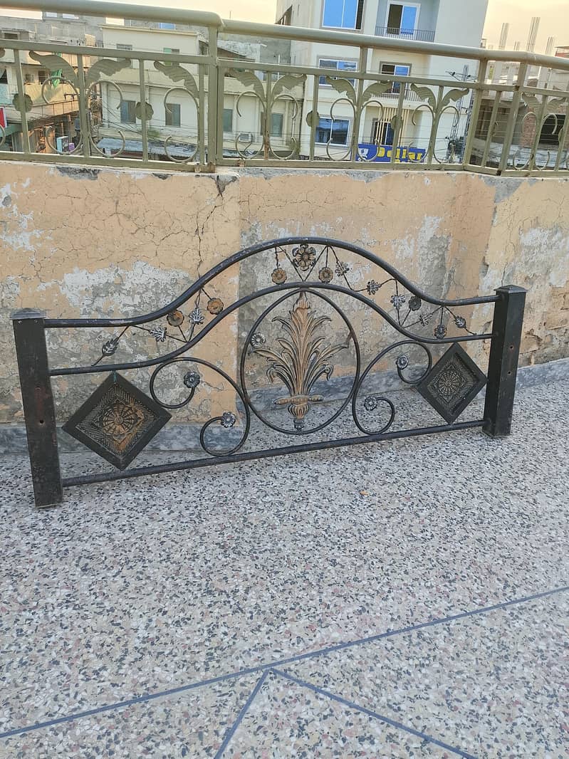 used bed 0