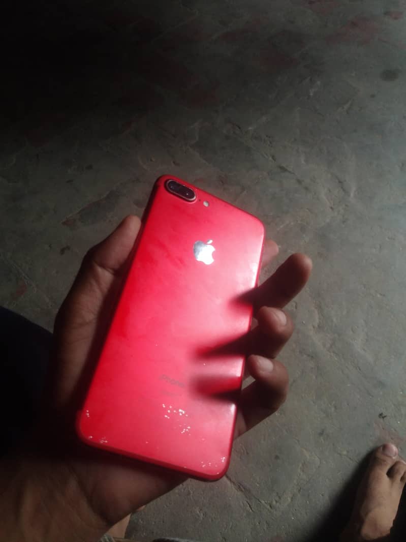 Apple iPhone 7 Plus 2