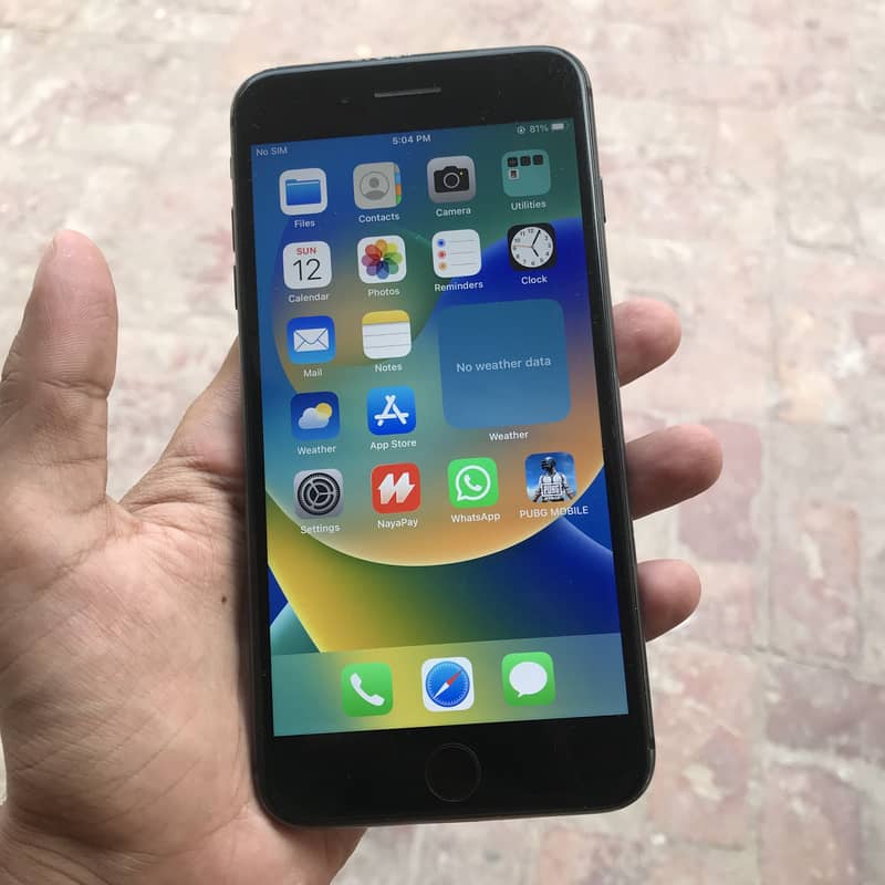 Apple iPhone 8 Plus 2