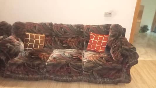 6 seater sofa set price negotiable call 03225064436