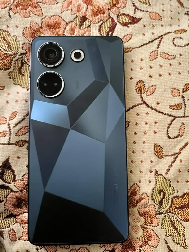 Tecno CAMON 20 Pro 1