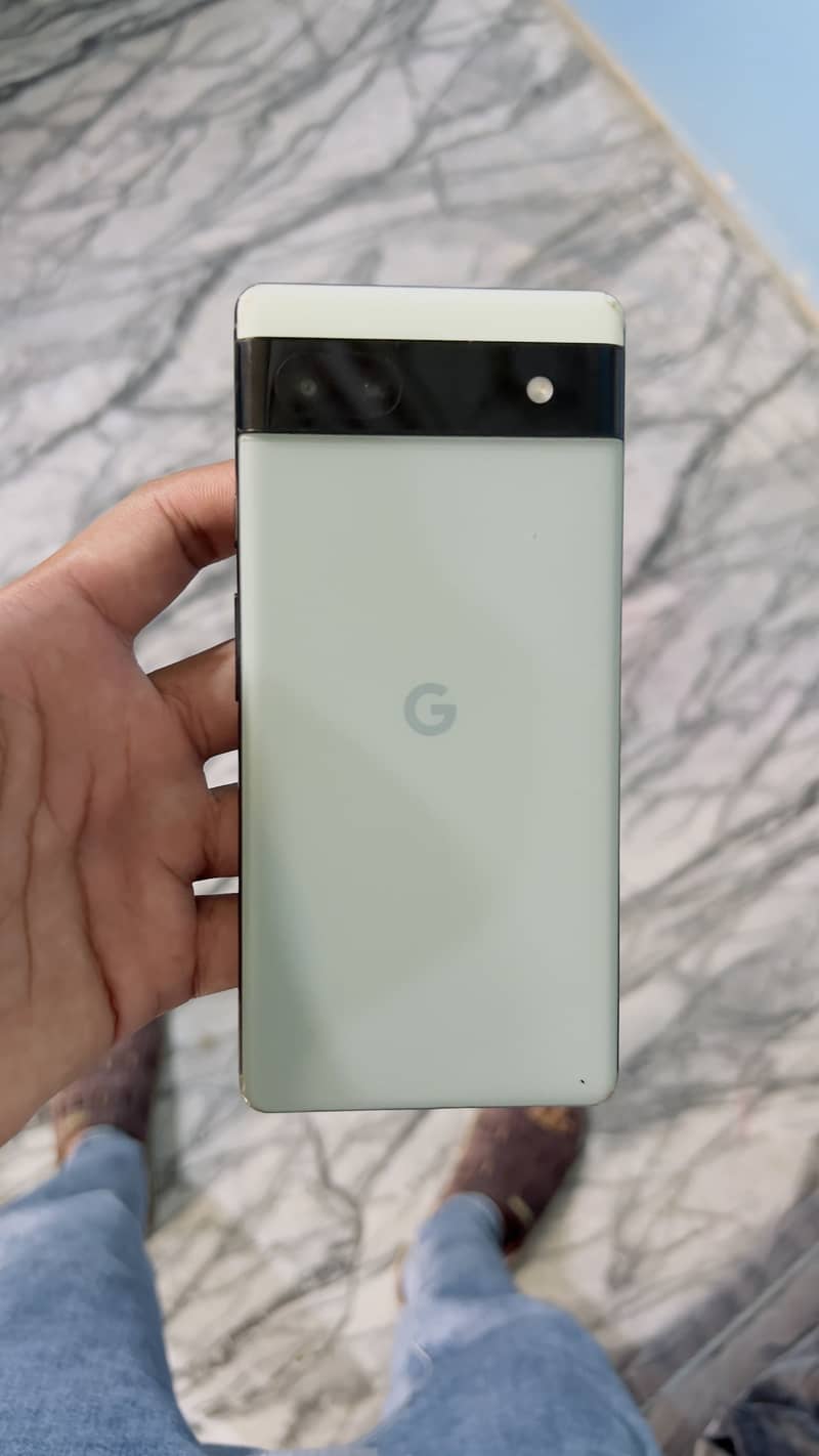 Google Pixel 6a 1