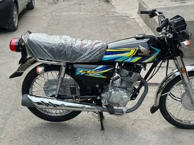 HONDA CG 125 2026–Black BEAUTY Unregistered Bike