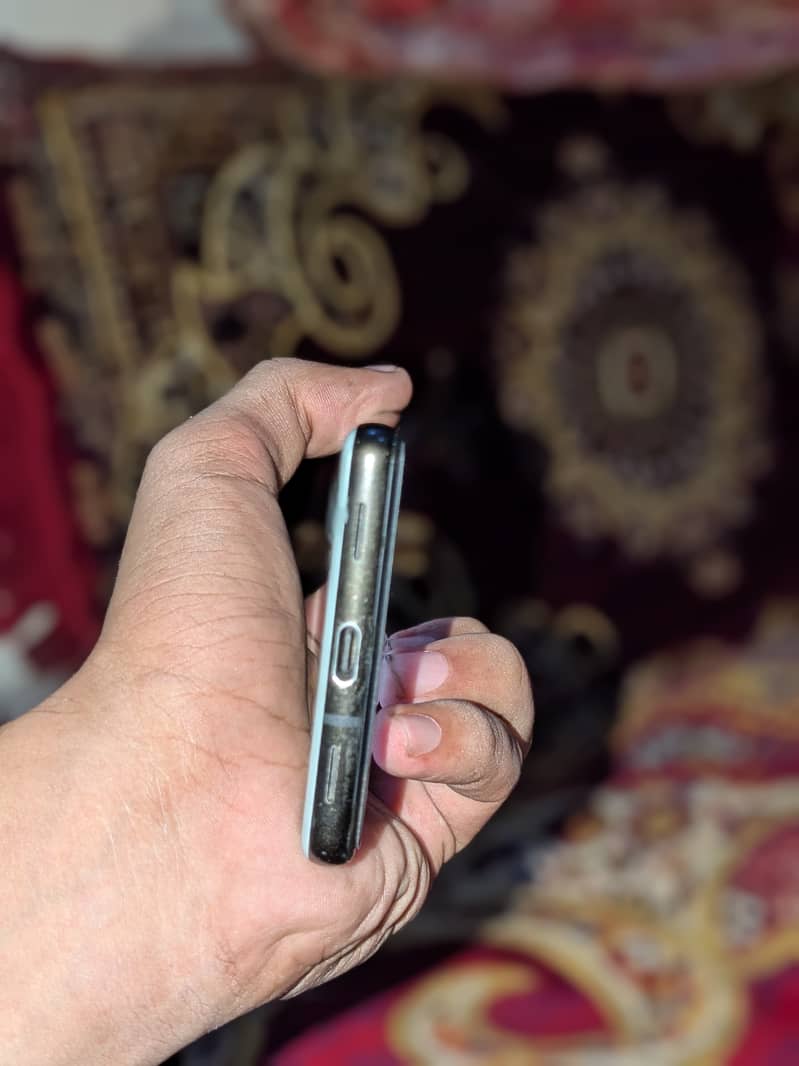 Google Pixel 6a 3