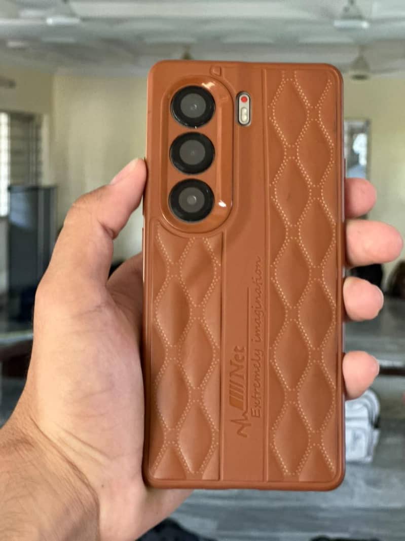 Tecno CAMON 40 Pro 2