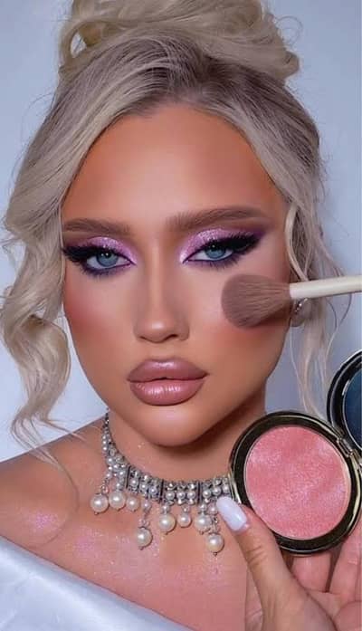 beautition makeup artist  senior