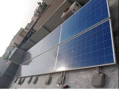 JA Solar Panel 325W good working condition