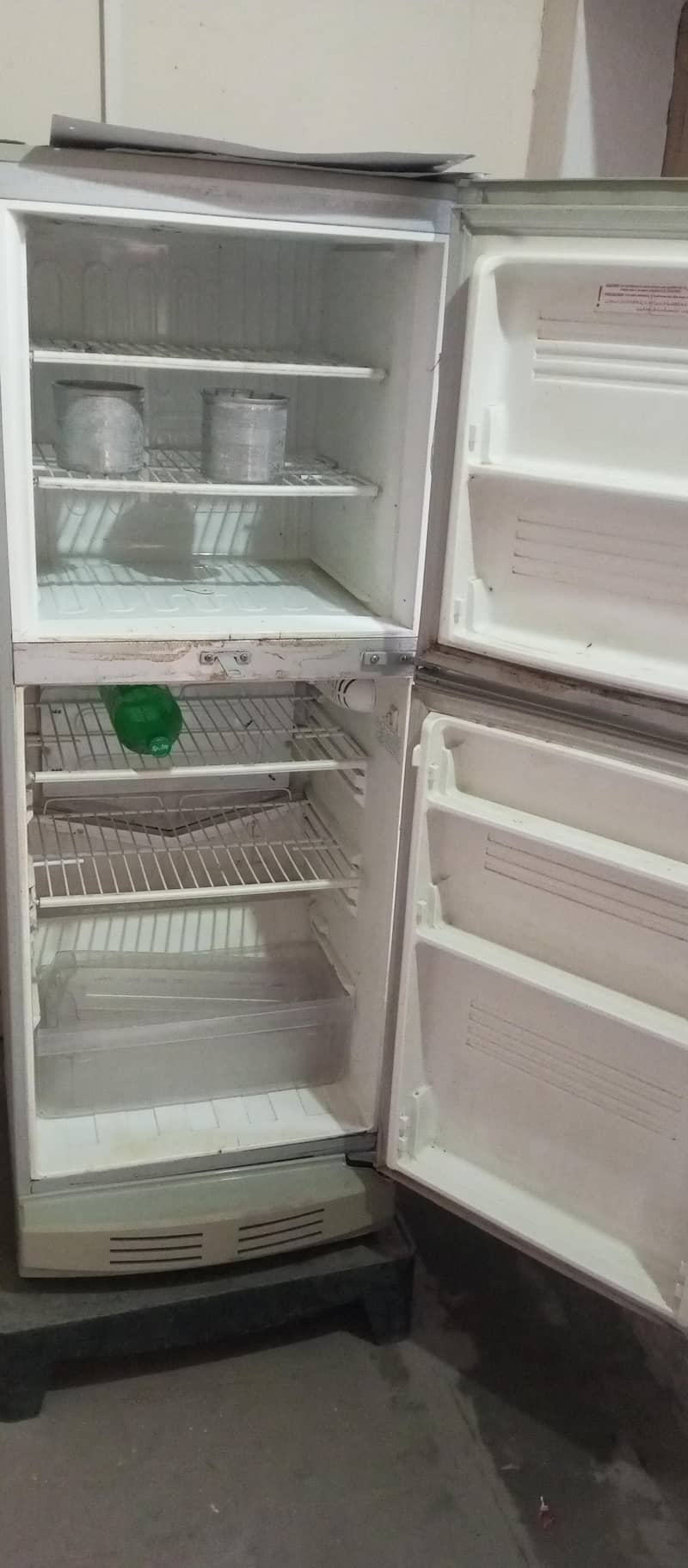 Refrigerator 1