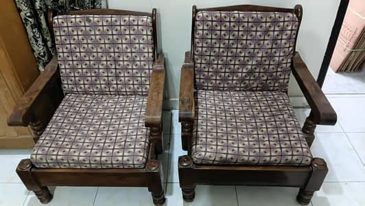 5 seater sofa for sale in used condition