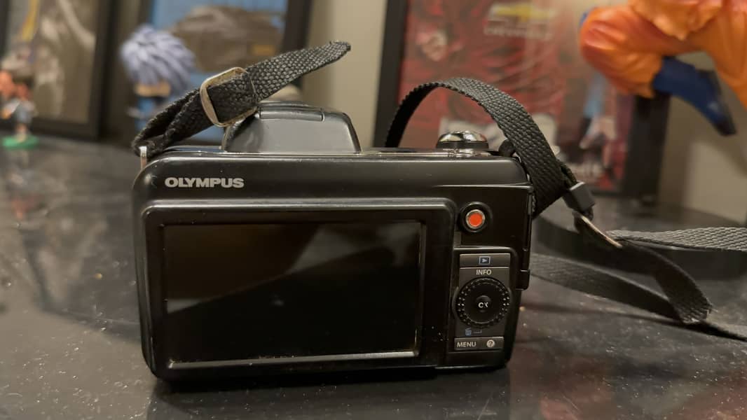 OLYMPUS DIGICAM 2