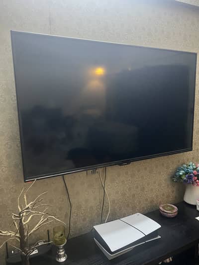 65’ inch Led
