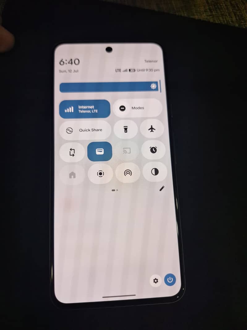 Google Pixel 8 4