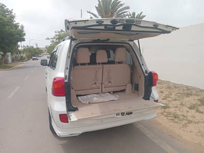Toyota Land Cruiser 2013