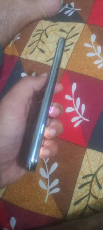 Vivo Y17