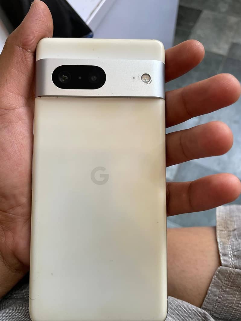 Google Pixel 7 3