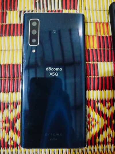 docomo 5G Rm8/128gb