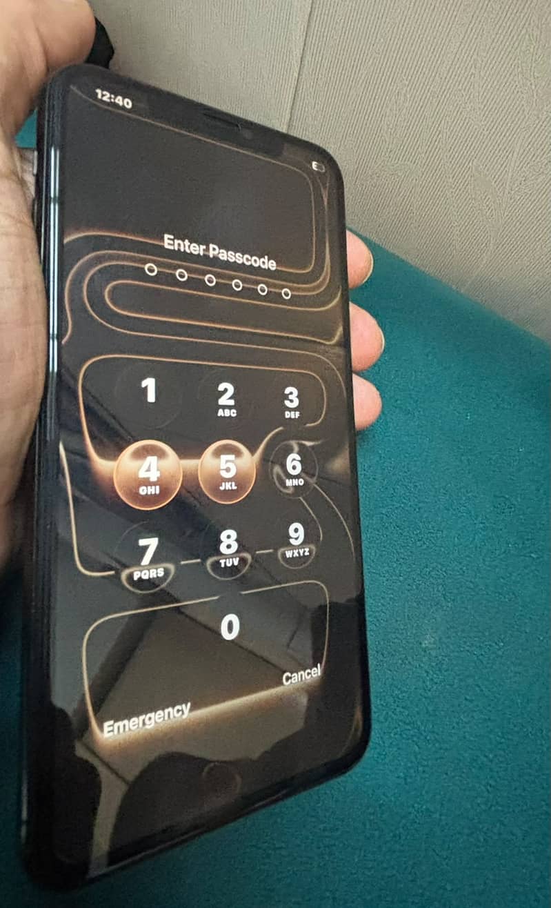 Apple iPhone 11 Pro Max Scratchless 0