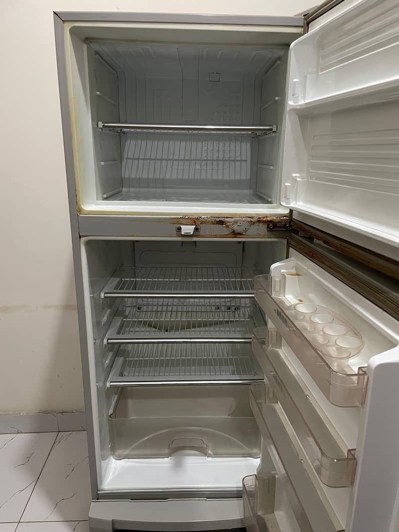 Dawlance Refrigerator 4