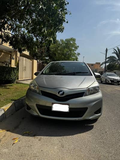 Toyota Vitz 2014