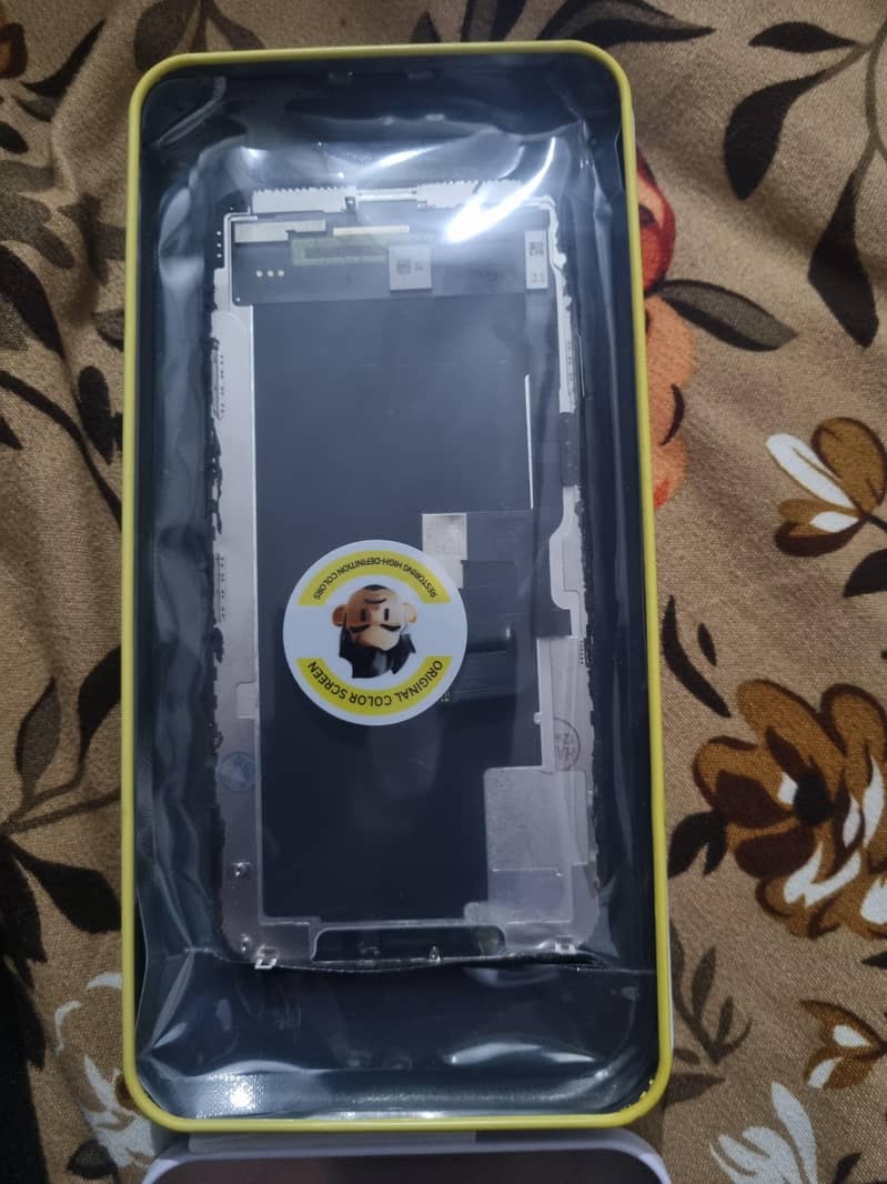 iPhone XS Panel 1