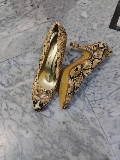 cheeta design heels