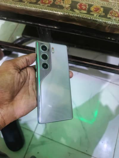 Tecno CAMON 40 Pro 16GB 256GB
