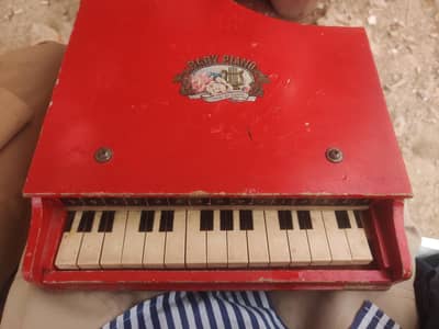 Vintage Wooden Baby Piano – Good Condition | Original Sound