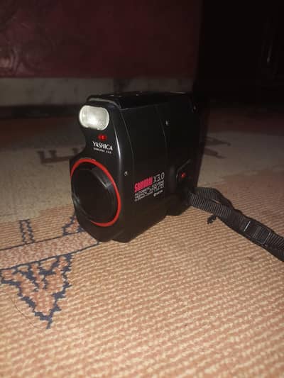 YASHICA SAMURAI X30 COLLECTABLE BRAND NEW CAMERA