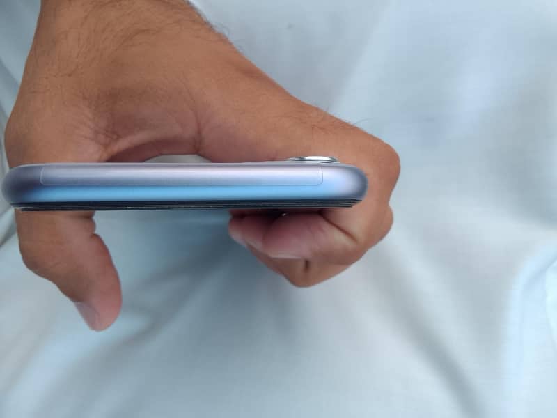 iphone 11 4