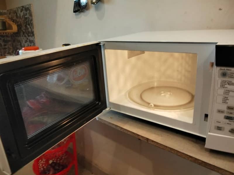 Microwave 2