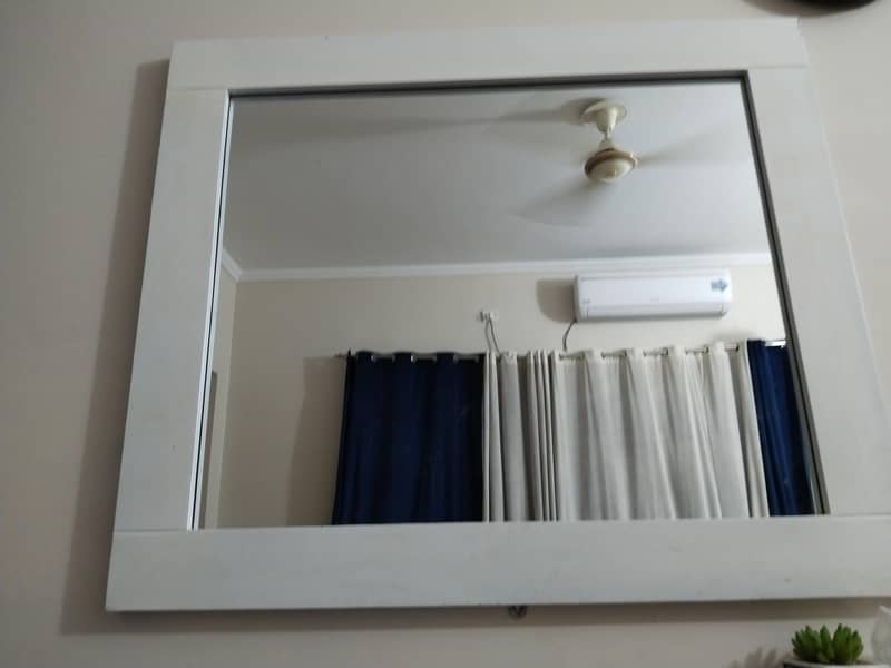 Bed set side table dressing table and mirror 1
