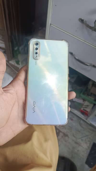 Vivo S1