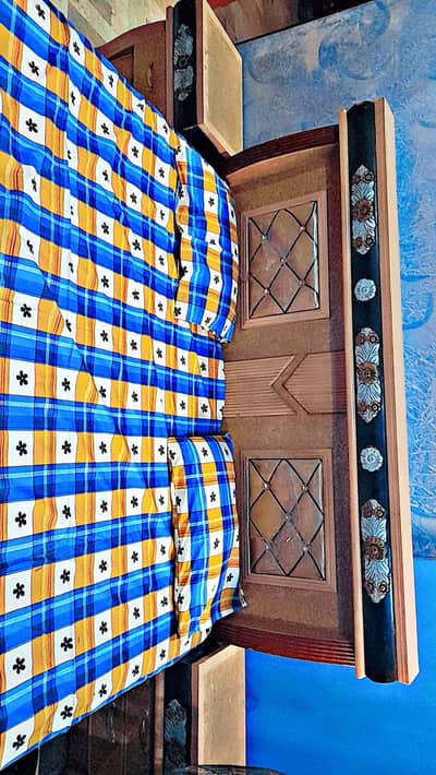 Bed All over set 10 by 10 condition