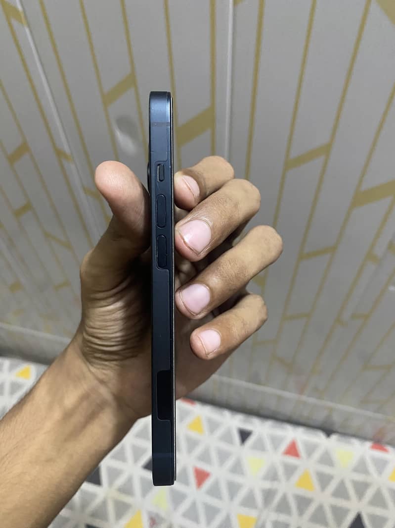 Apple iPhone 14 2