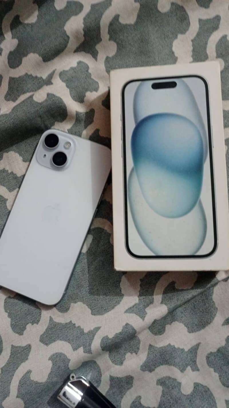 Apple iPhone 15 3