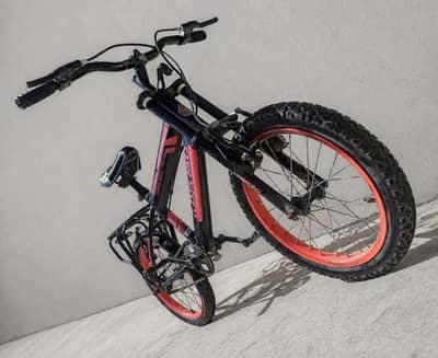 Kids Cycle for sale- Suitable for age 6 to 10 yrs (0300-8557950)