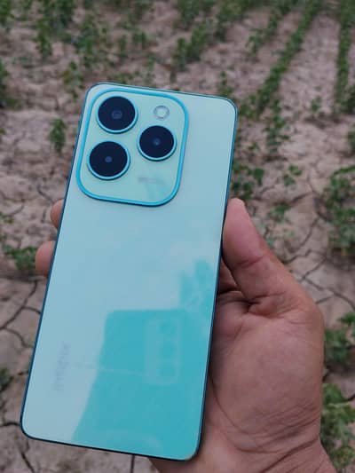 Infinix Hot 40