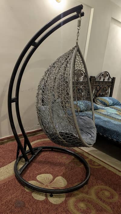 Hanging Egg Swing Chair / Jhoola Chair for Sale