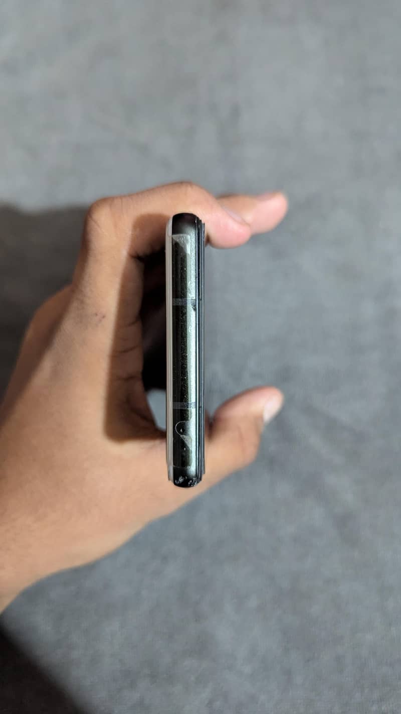 Google Pixel 6a 4