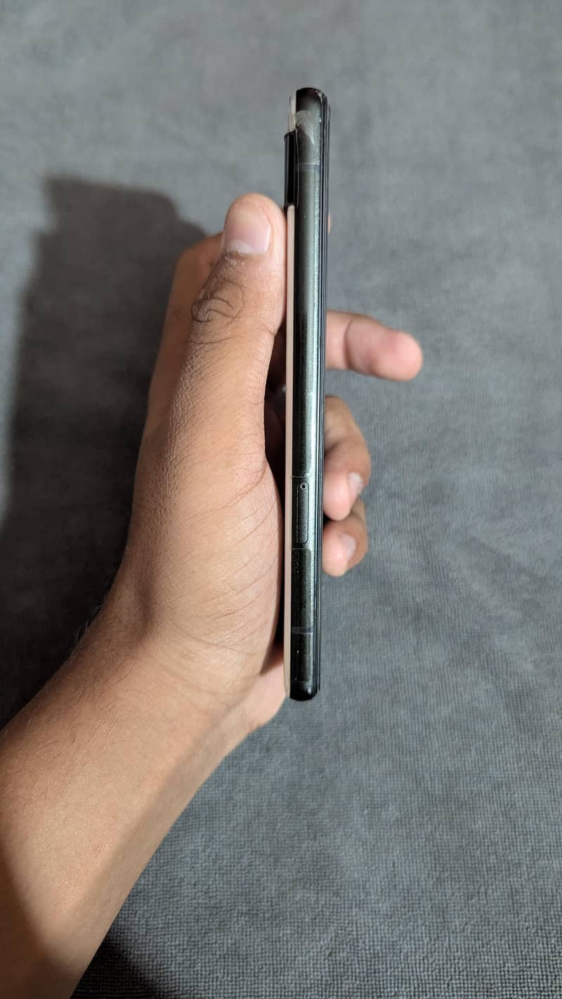 Google Pixel 6a 5
