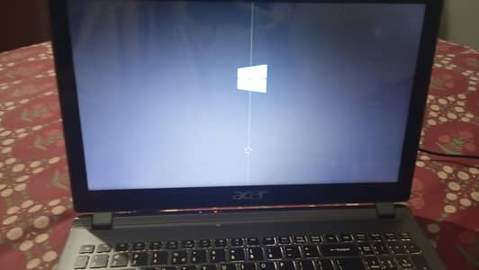 Acer aspire v5 windows 10 Pro laptop
