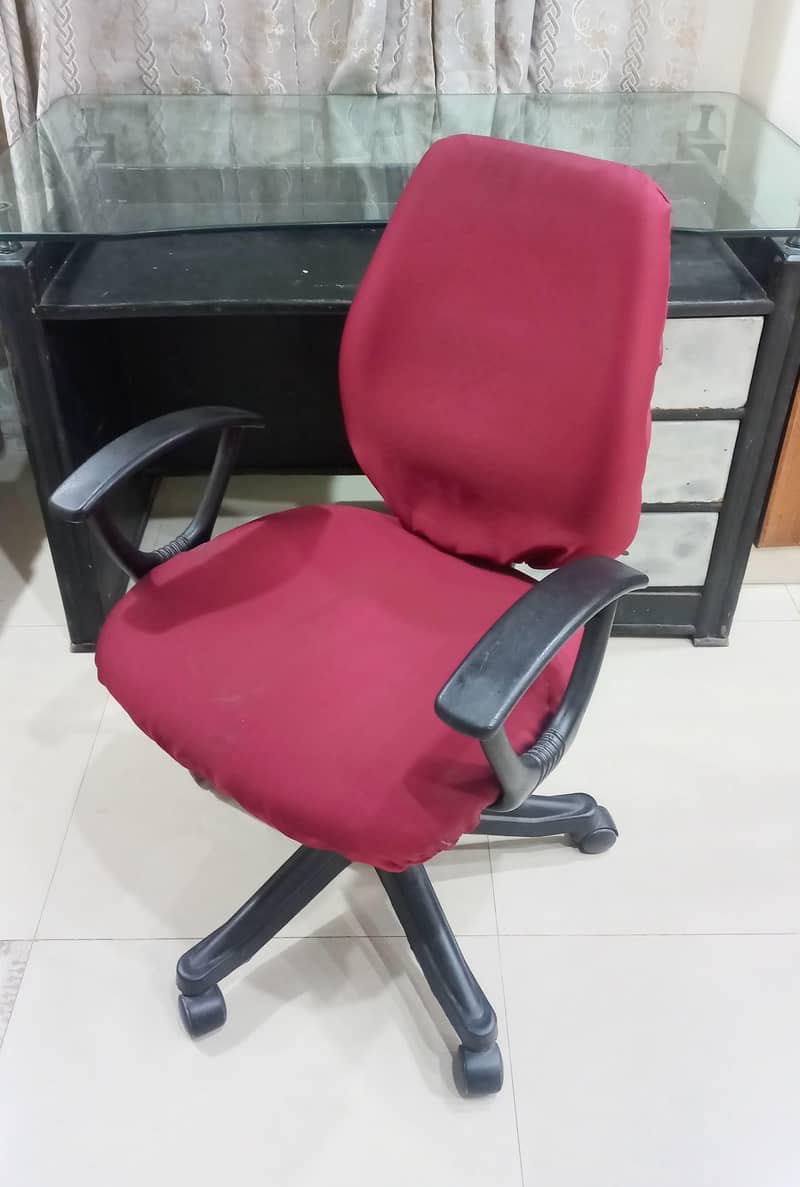 Computer table with chair 5