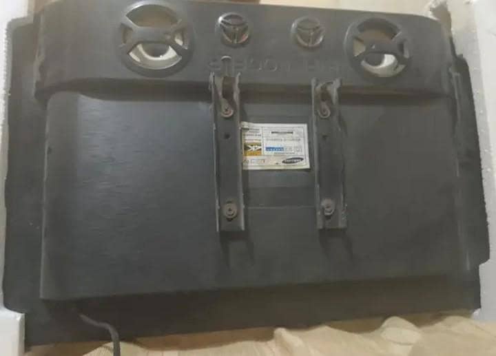 LED TVs 1