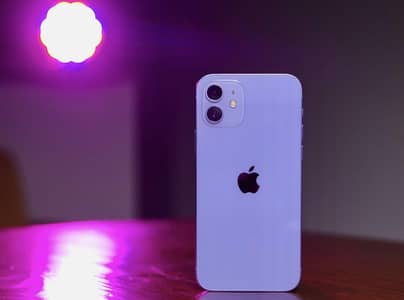 Apple iPhone 12