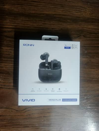 Ronin Vivid | R -740 | Earbuds | App Control | Used Like New.