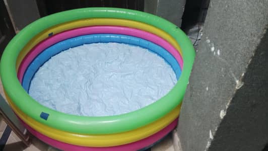 Plastic Swimming Pool