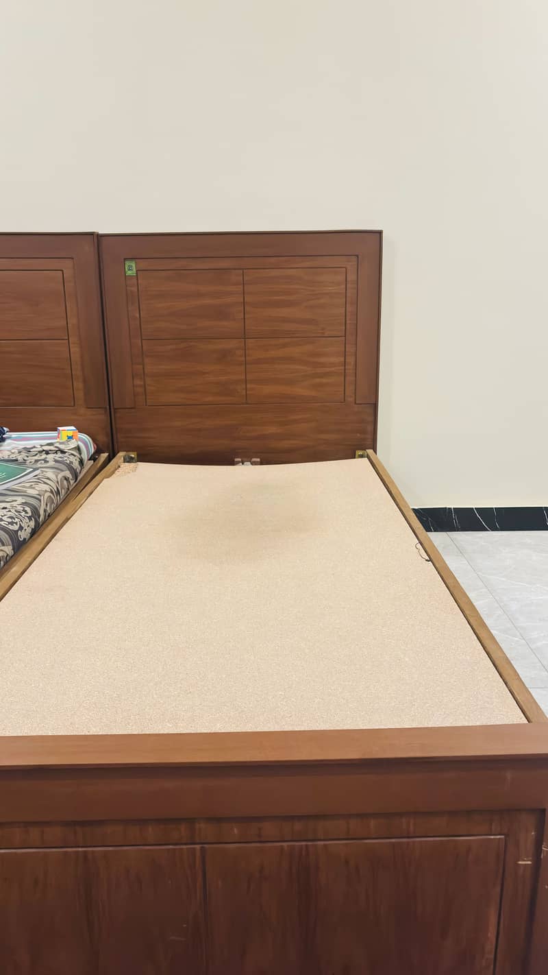 Single 2 beds 1