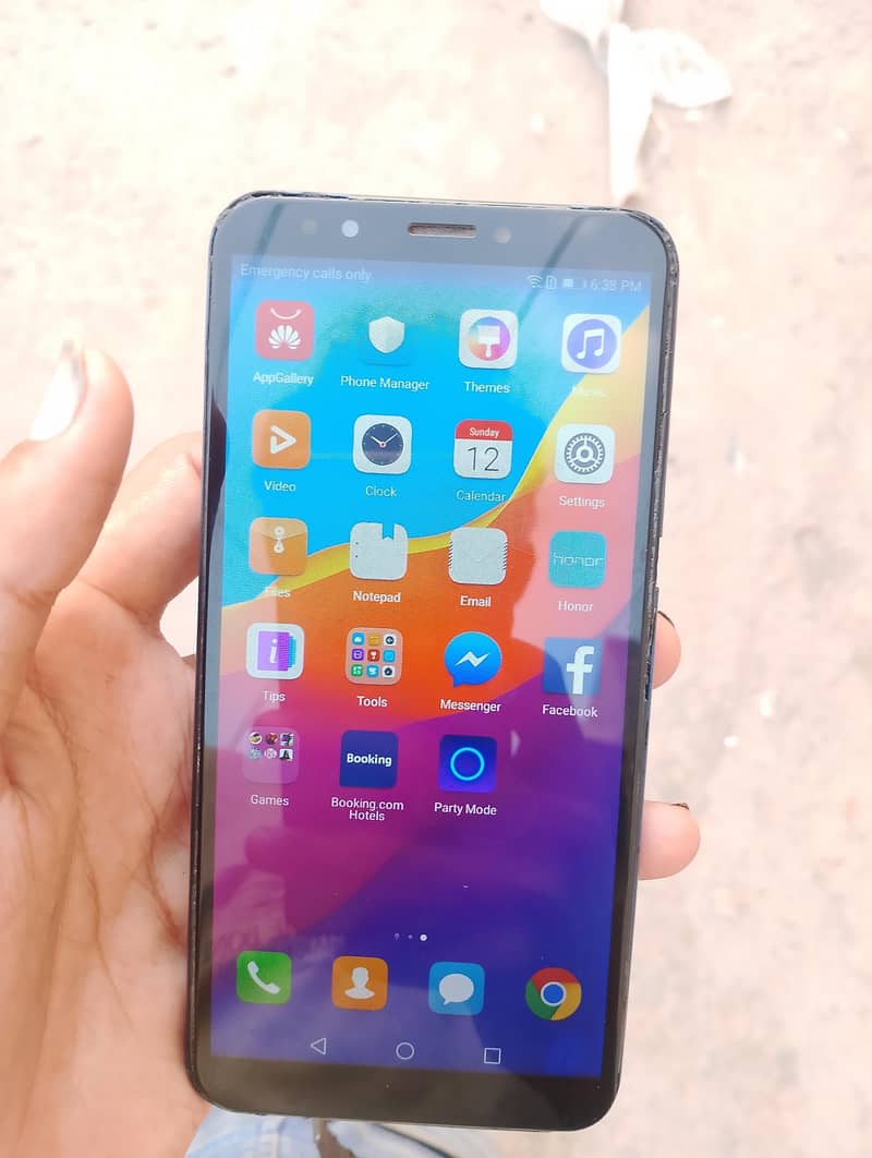 Honor 7C 4