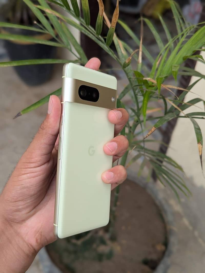 Google Pixel 7 2