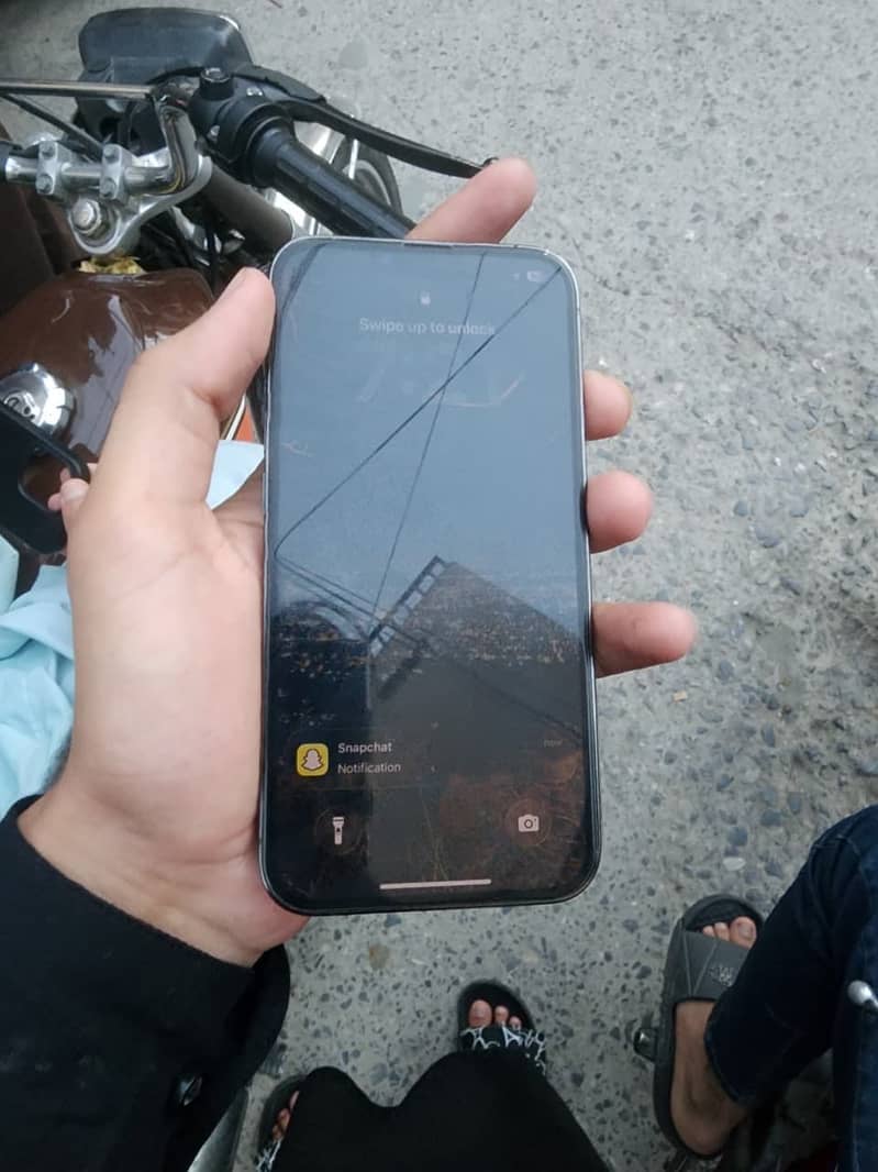 Apple iPhone 13 Pro 3
